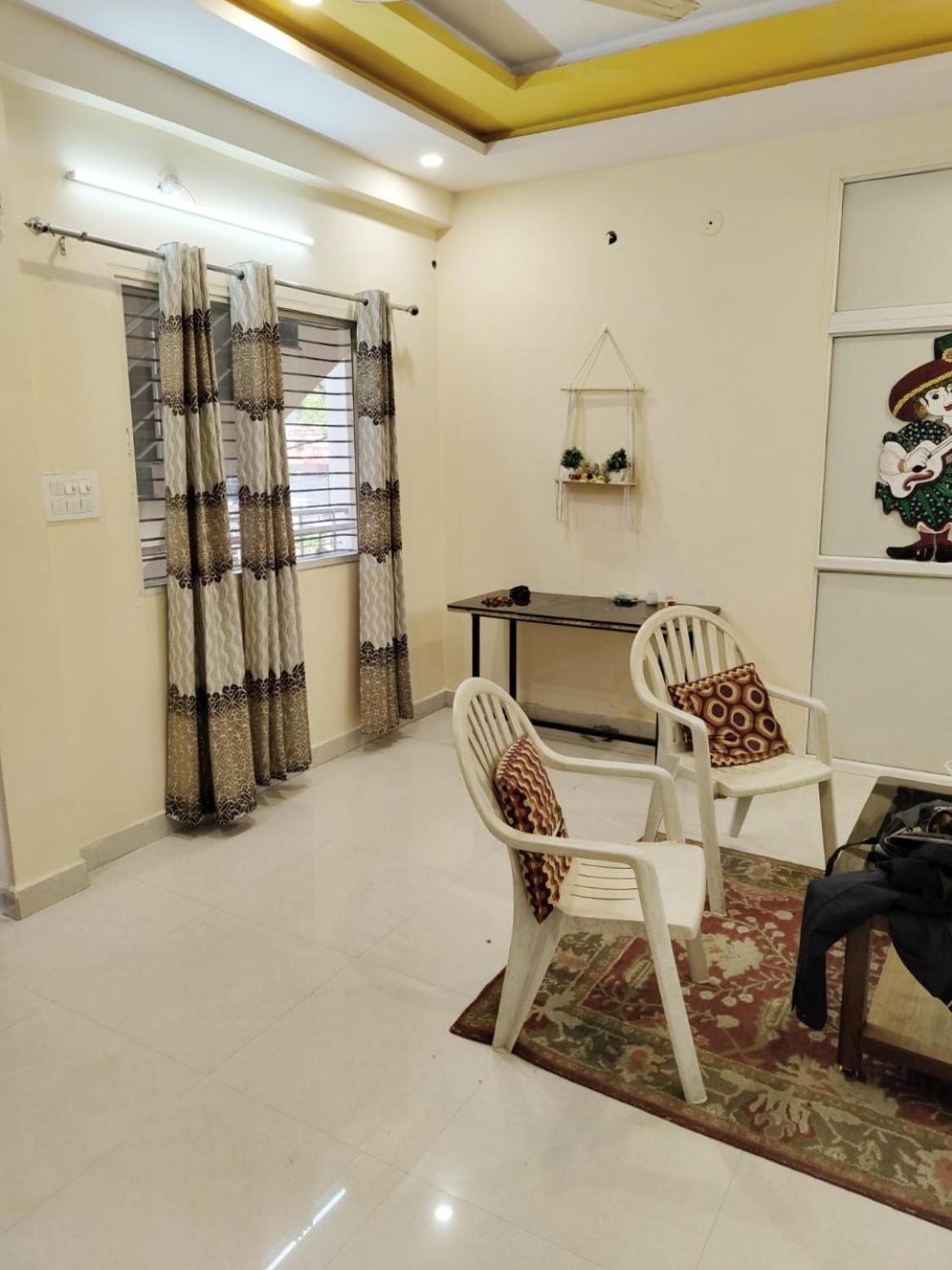 Shreya's Homestay, Your Sacred Nest Apartment *